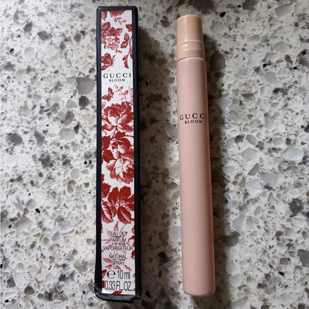 Gucci Bloom Eau de Parfum Rollerball - Pink